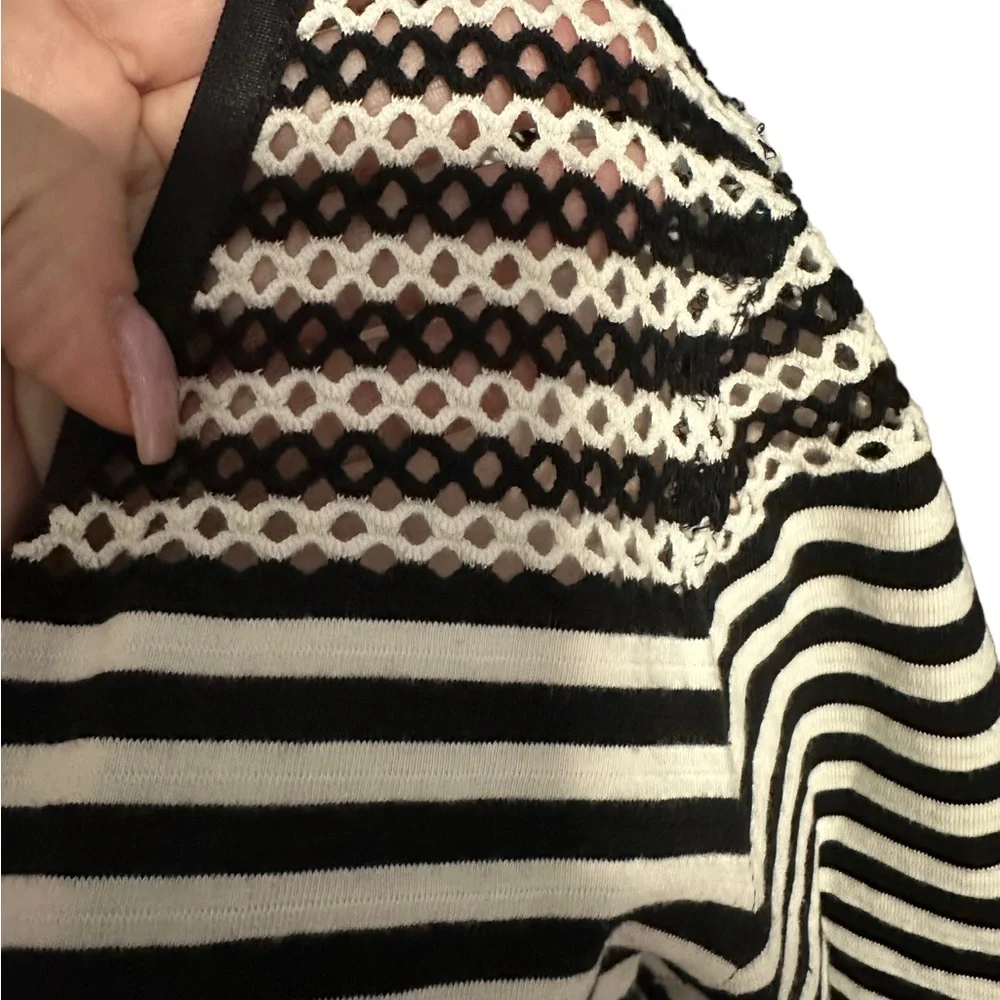 AKRIS Punto black and white striped top size 14. Beautiful see through detail - Picture 5 of 12